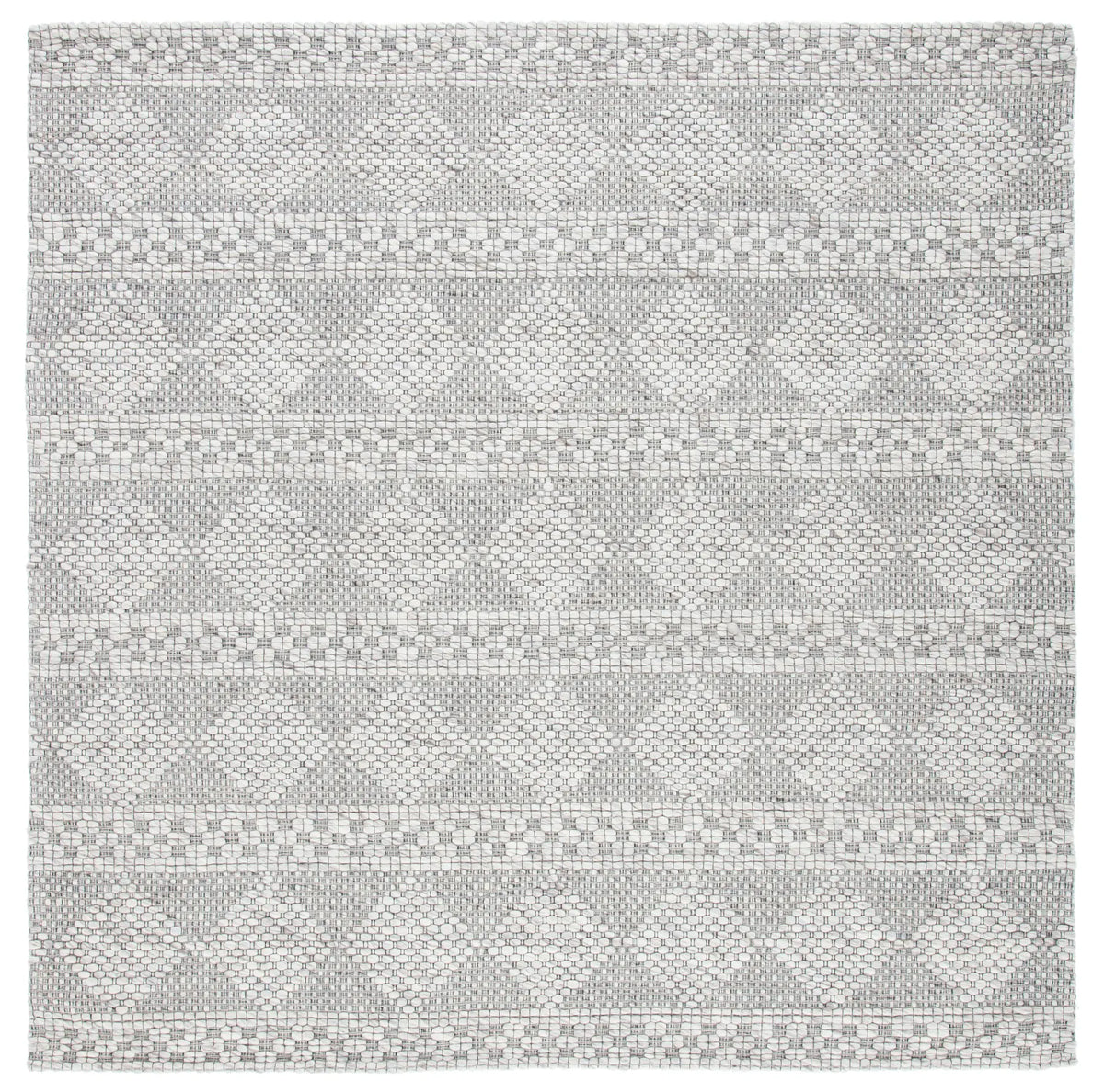 Safavieh Marbella 7'-0" x 7'-0" Rug in Beige / Grey