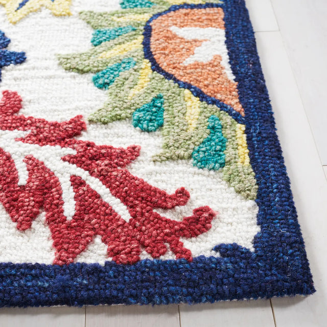 Safavieh Blossom 4'-0" x 6'-0" Rug in Ivory / Green