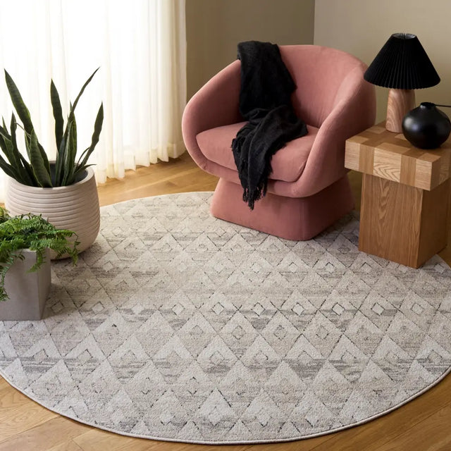 Safavieh Grove 6'-7" x 6'-7" Rug in Ivory / Beige