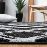 Safavieh Adirondack 4'-0" x 6'-0" Rug in Black / Light Grey