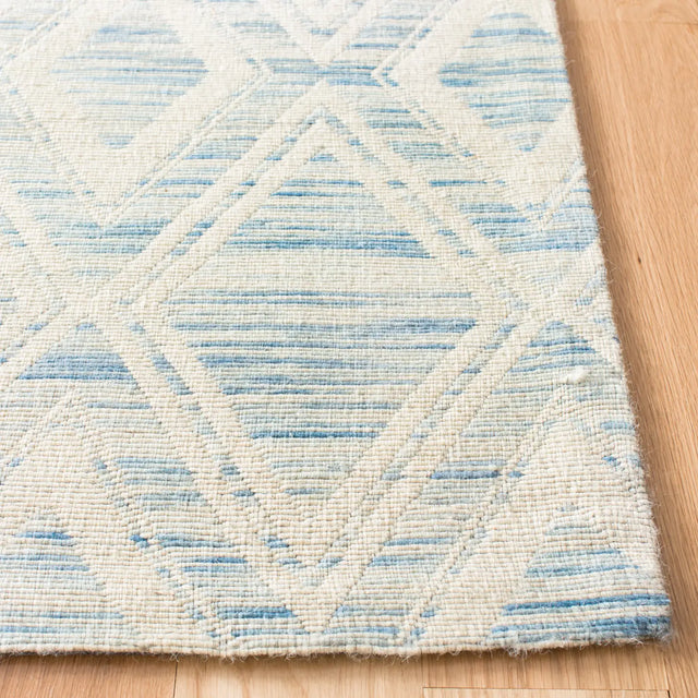 Safavieh Marbella 5'-0" x 8'-0" Rug in Dark Blue / Ivory