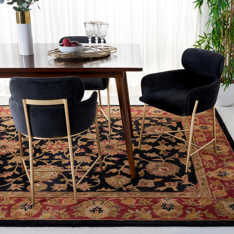 Safavieh Heritage 9'-6" x 13'-6" Rug in Black / Red