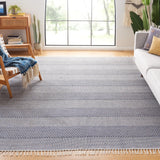 Safavieh Montauk 10'-0" x 14'-0" Rug in Ivory / Navy
