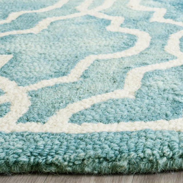 Safavieh Dip Dye 2'-3" x 6'-0" Rug in Turquoise / Ivory