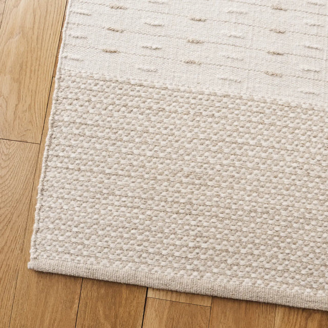 Safavieh Martha Stewart 8'-0" x 10'-0" Rug in Ivory