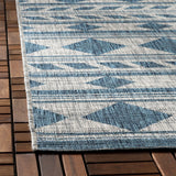 Safavieh Courtyard 4'-0" x 5'-7" Rug in Grey / Teal