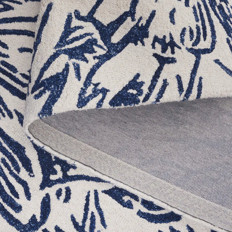 Safavieh Jardin 4'-0" x 6'-0" Rug in Ivory / Blue