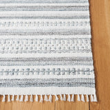 Safavieh Kilim 4'-0" x 6'-0" Rug in Ivory / Grey
