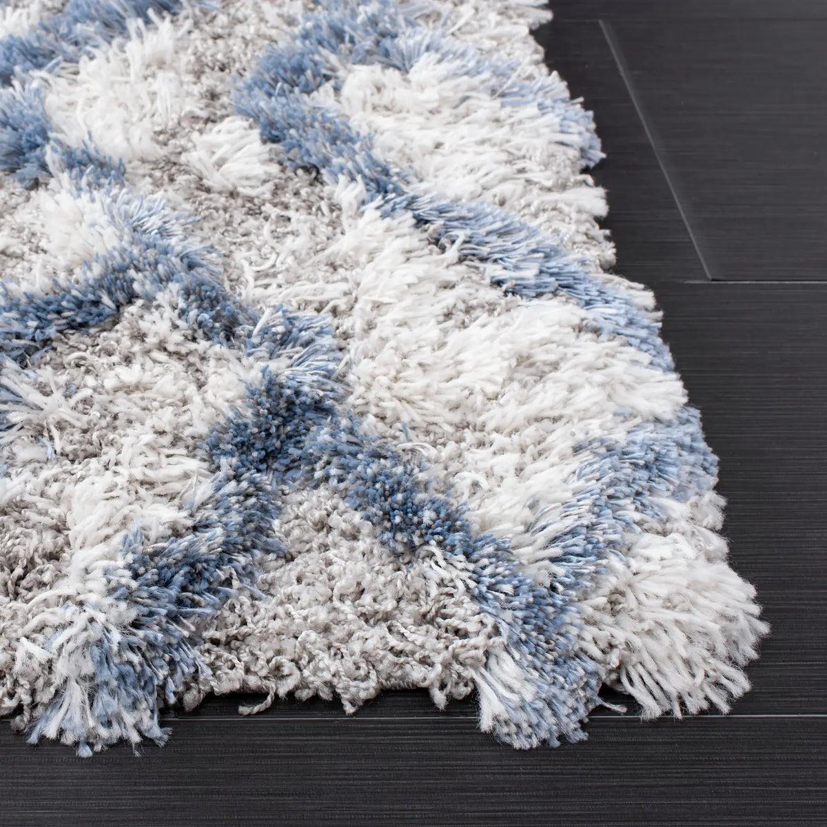 Safavieh Horizon Shag 800 4'-0" x 6'-0" Rug in Ivory / Blue