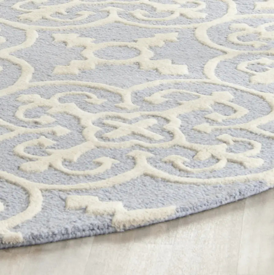 Safavieh Cambridge 6'-0" x 6'-0" Rug in Light Blue / Ivory