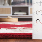 Safavieh Aubusson 4'-0" x 6'-0" Rug in Red / Ivory