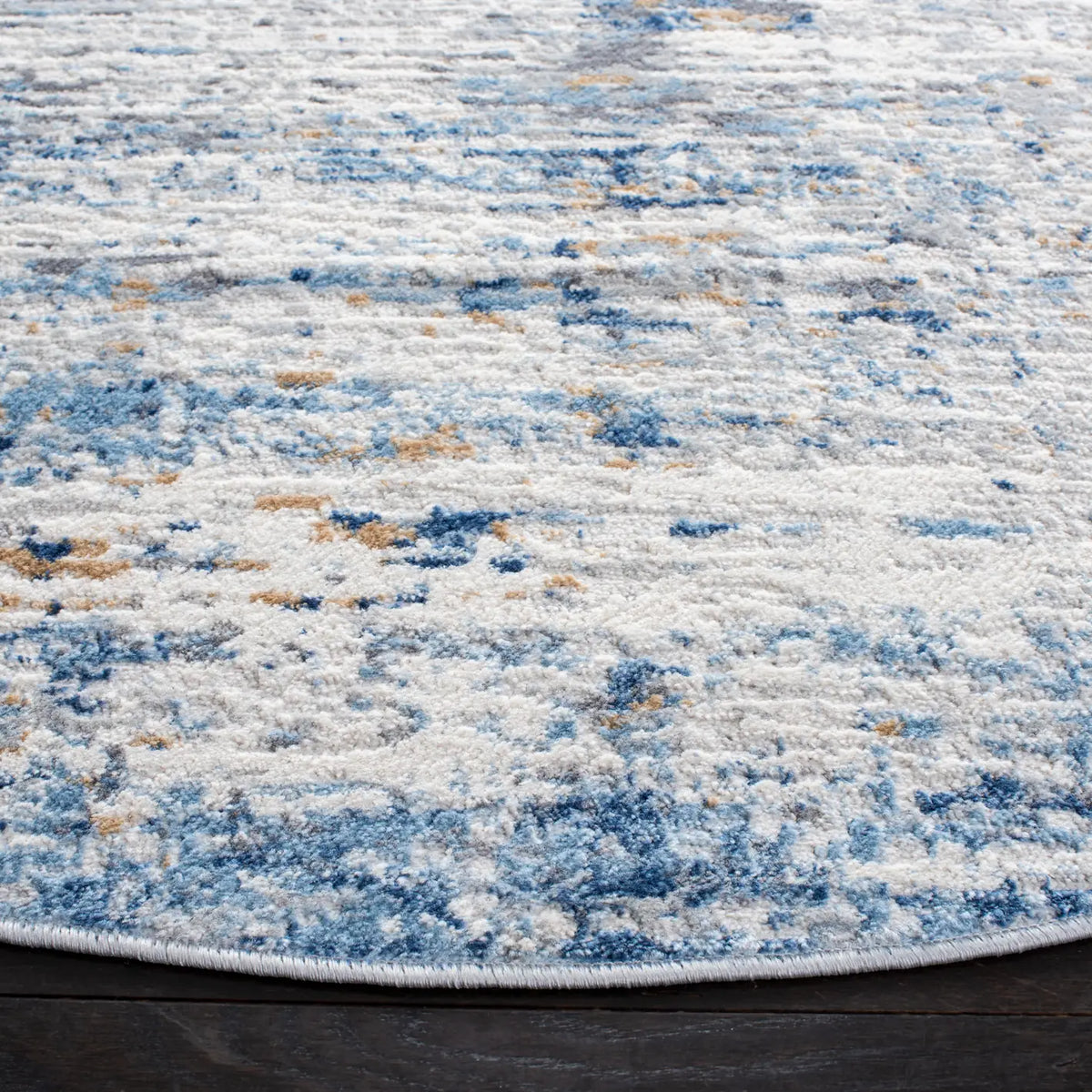 Safavieh Amelia 6'-7" x 6'-7" Rug in Ivory / Blue
