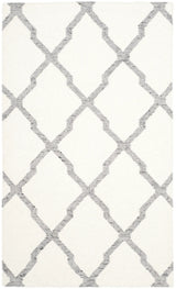 Safavieh Dhurries 3'-0" x 5'-0" Rug in Ivory / Grey