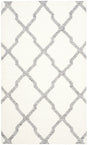Safavieh Dhurries 3'-0" x 5'-0" Rug in Ivory / Grey