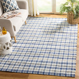 Safavieh Montauk 5'-0" x 8'-0" Rug in Blue / Multi