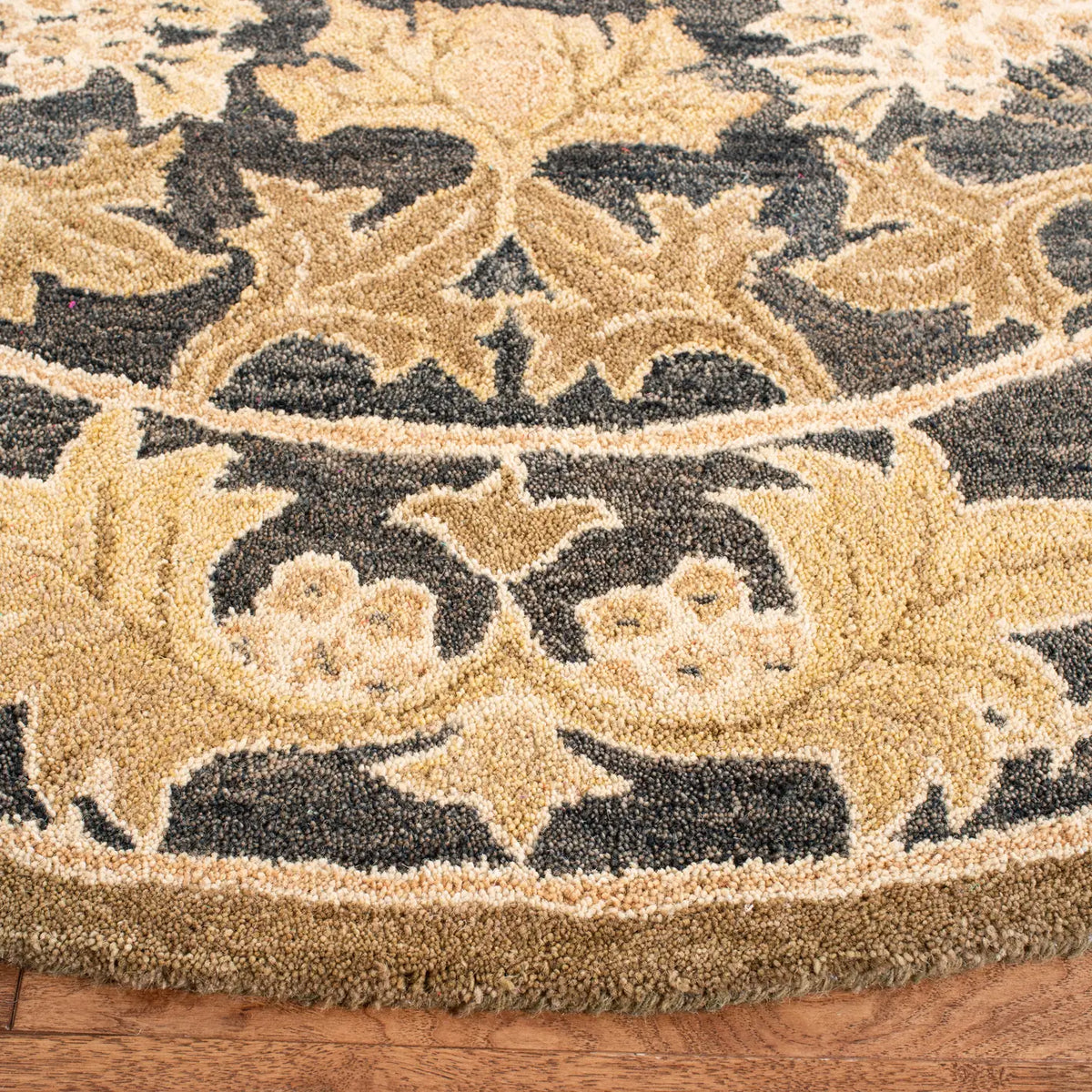 Safavieh Anatolia 6'-0" x 6'-0" Rug in Navy / Sage