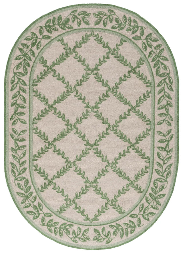 Safavieh Chelsea 4'-6" x 6'-6" Rug in Ivory / Light Green