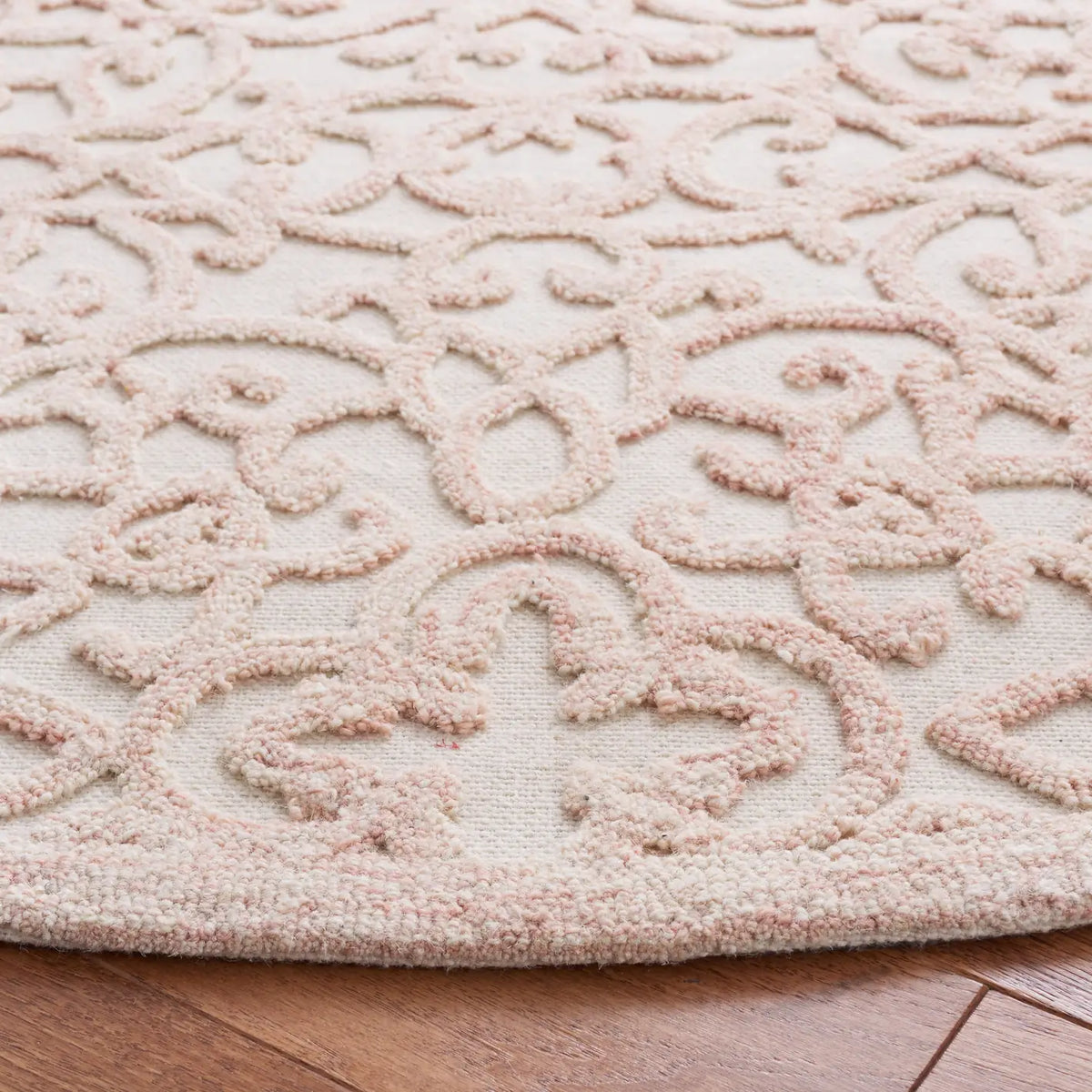 Safavieh Trace 6'-0" x 6'-0" Rug in Ivory / Pink