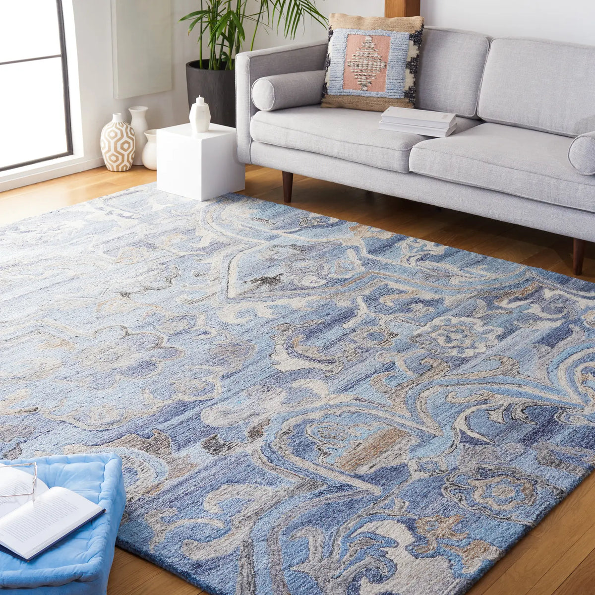 Safavieh Marquee 10'-0" x 14'-0" Rug in Blue / Grey
