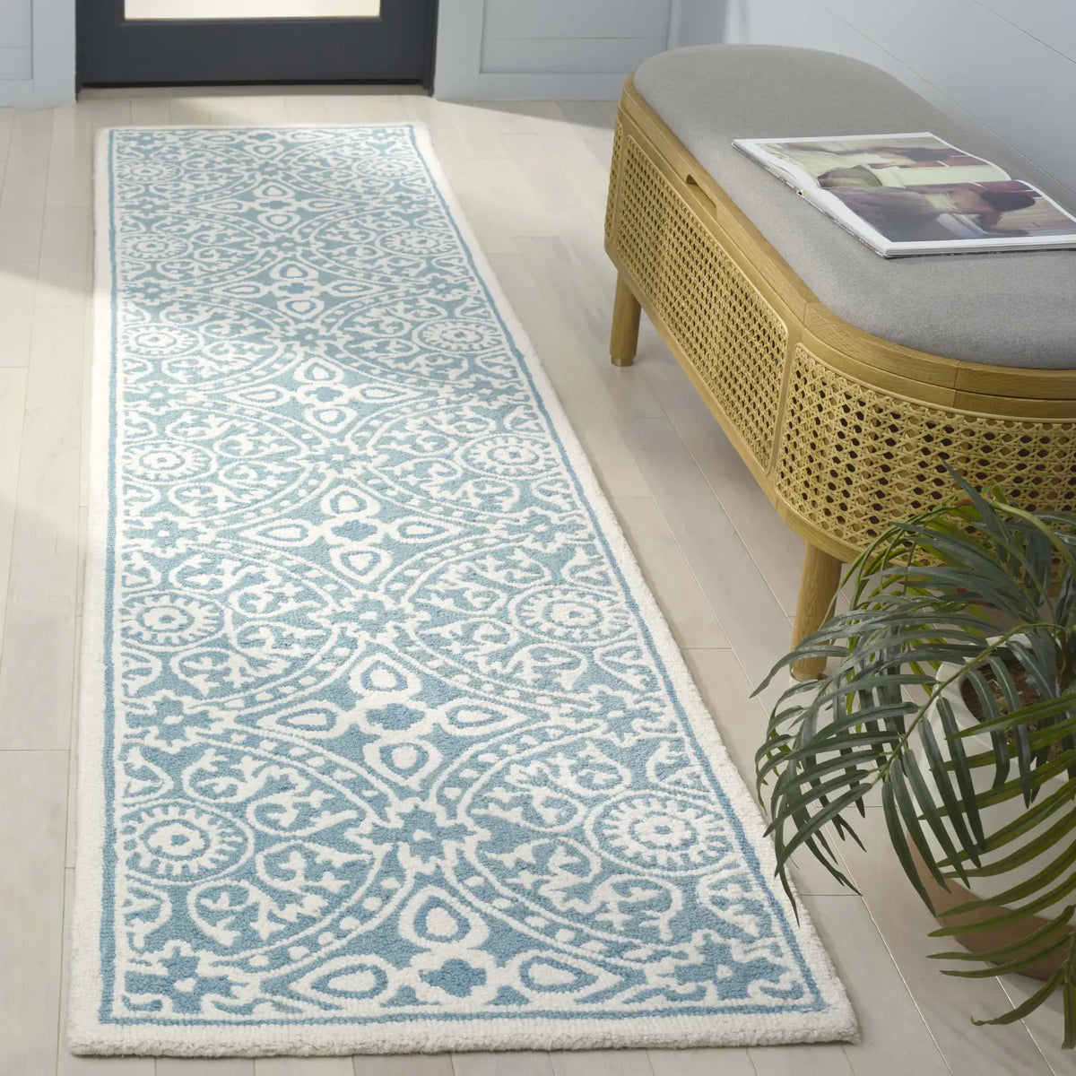 Safavieh Metro 2'-3" x 9'-0" Rug in Teal / Ivory