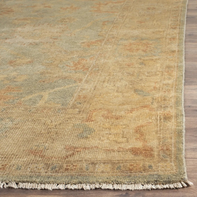 Safavieh Oushak 6'-0" x 9'-0" Rug in Dark Green / Brown