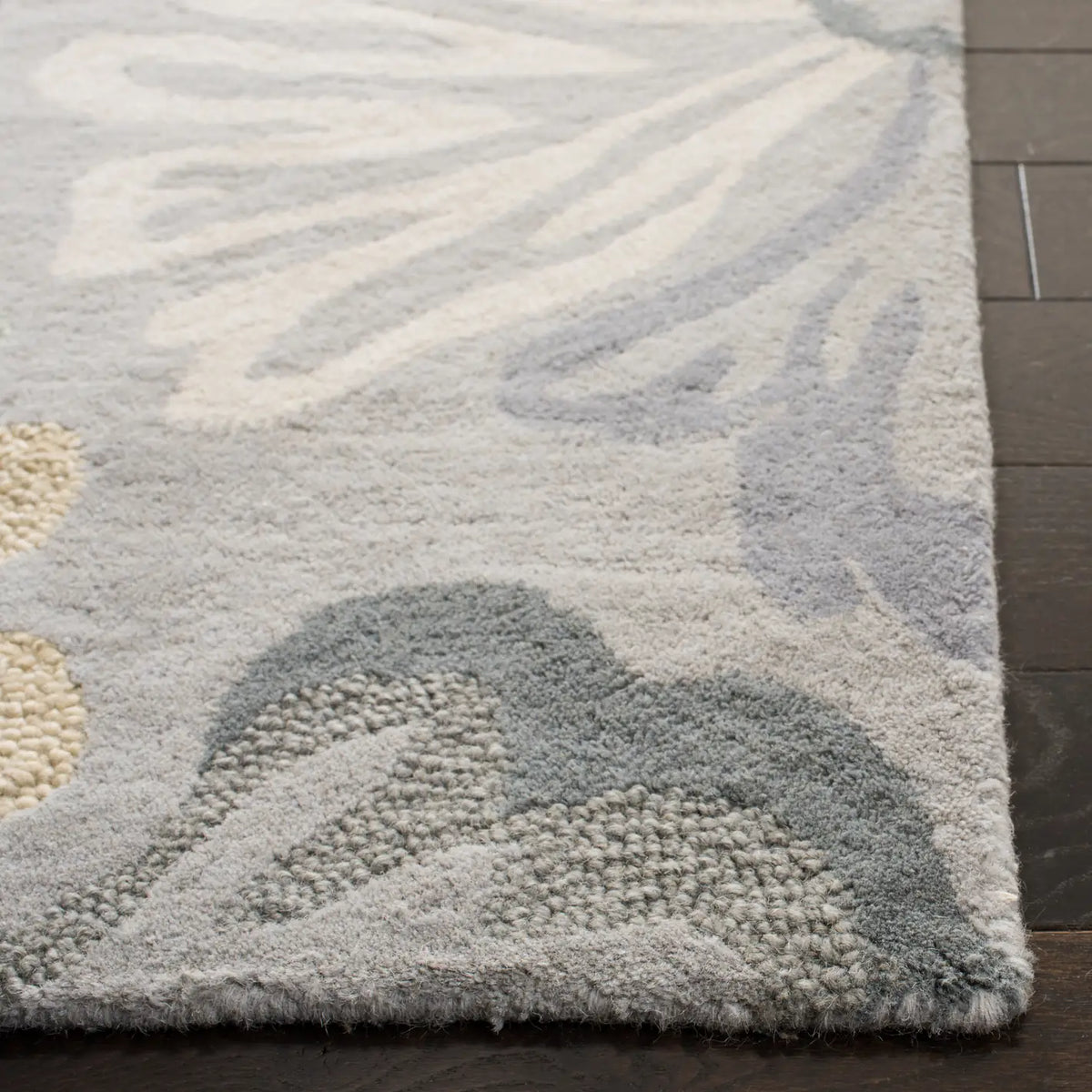 Safavieh Jardin 5'-0" x 8'-0" Rug in Grey / Dark Grey