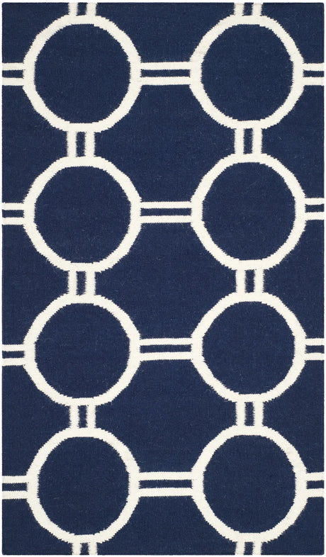 Safavieh Dhurries 3'-0" x 5'-0" Rug in Navy / Ivory