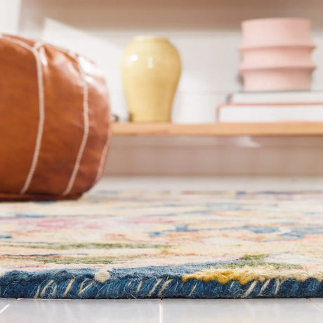 Safavieh Blossom 4'-0" x 6'-0" Rug in Blue / Gold