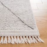Safavieh Easy Care 5'-0" x 8'-0" Rug in Grey / Ivory