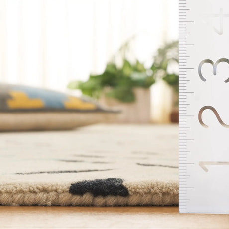 Safavieh Metro 4'-0" x 6'-0" Rug in Grey / Blue