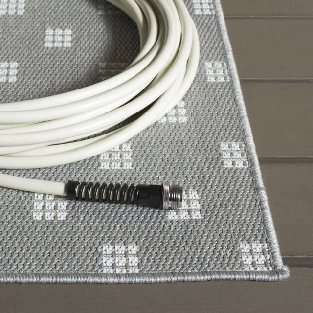 Safavieh Terrace 800 4'-0" x 6'-0" Rug in Grey / Ivory