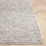 Safavieh Audrey 4'-0" x 6'-0" Rug in Light Grey / Ivory