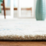 Safavieh Micro-Loop 5'-0" x 8'-0" Rug in Ivory / Grey