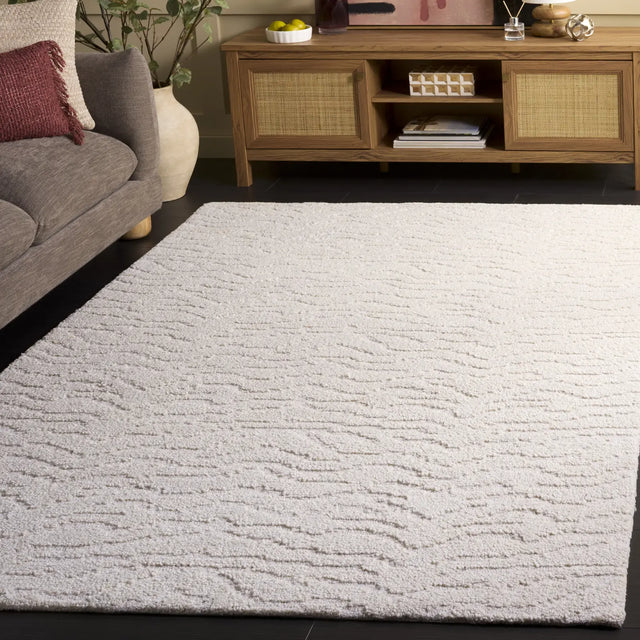 Safavieh Harvest 4'-0" x 6'-0" Rug in Ivory