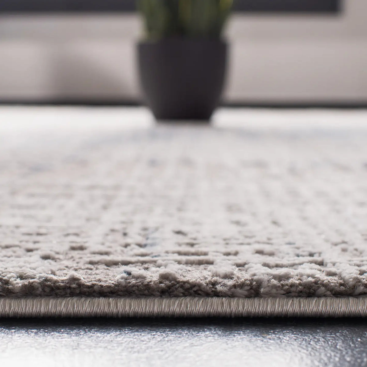 Safavieh Craft 4'-0" x 6'-0" Rug in Grey / Blue