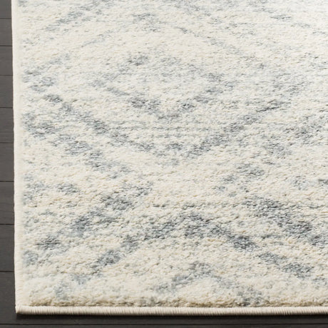 Safavieh Adirondack 4'-0" x 6'-0" Rug in Ivory / Light Blue