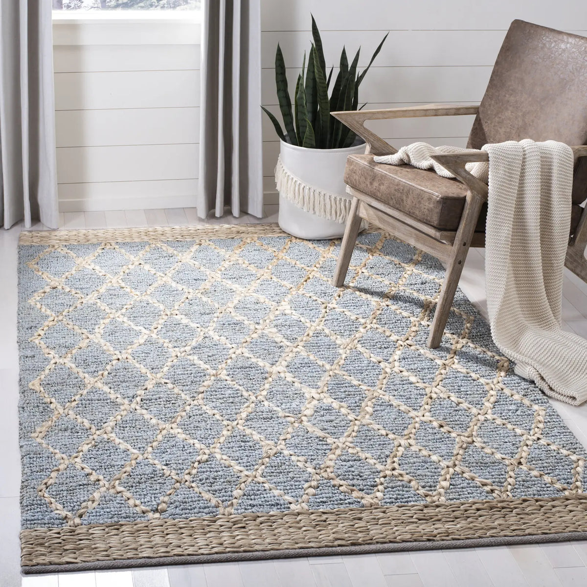 Safavieh Natural Fiber 4'-0" x 6'-0" Rug in Light Blue