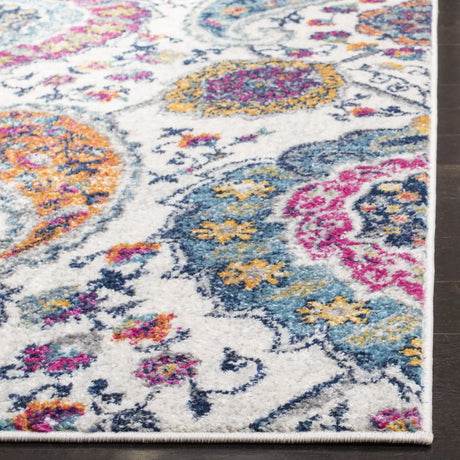 Safavieh Madison 4'-0" x 6'-0" Rug in Cream / Multi
