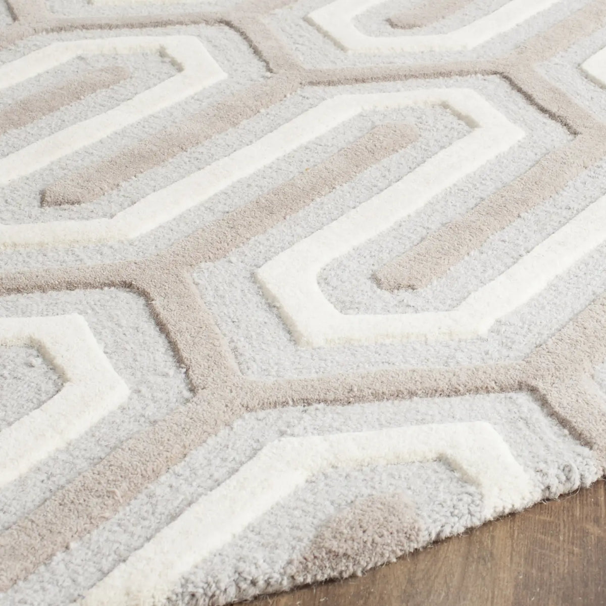 Safavieh Cambridge 6'-0" x 6'-0" Rug in Light Blue / Grey