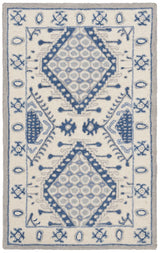 Safavieh Micro-Loop 2'-6" x 4'-0" Rug in Ivory / Blue