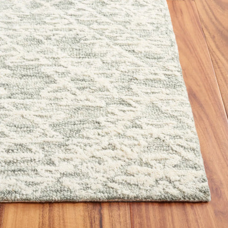 Safavieh Ebony 4'-0" x 6'-0" Rug in Ivory / Grey