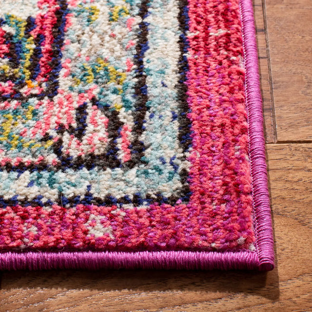 Safavieh Madison 4'-0" x 6'-0" Rug in Fuchsia / Blue