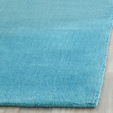 Safavieh Himalaya 2'-3" x 10'-0" Rug in Turquoise