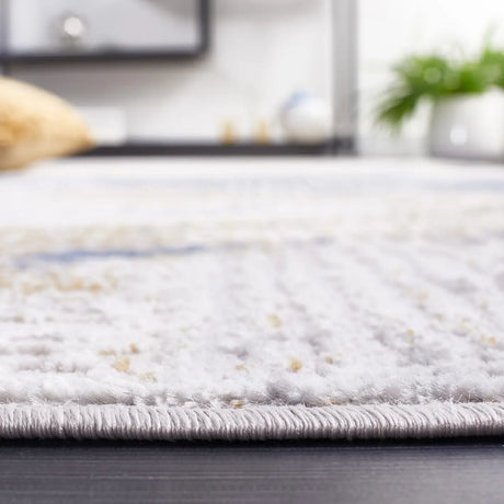 Safavieh Palma 4'-0" x 6'-0" Rug in Beige / Light Blue