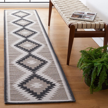 Safavieh Augustine 2'-0" x 11'-0" Rug in Beige / Black
