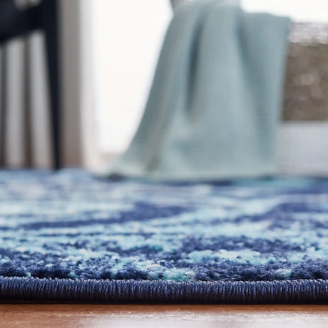 Safavieh Adirondack 4'-5" x 6'-5" Rug in Navy / Aqua