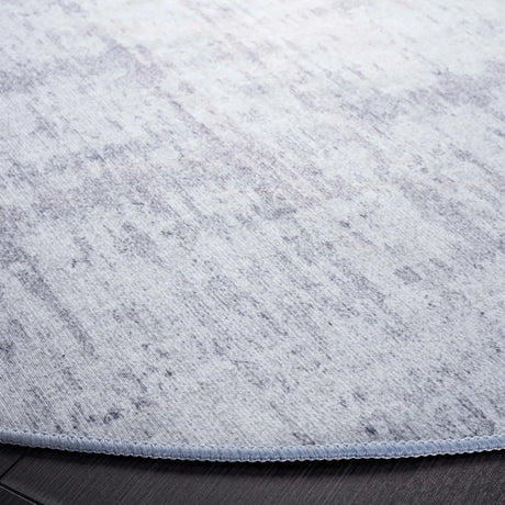 Safavieh Tacoma 6'-0" x 6'-0" Rug in Light Grey / Grey