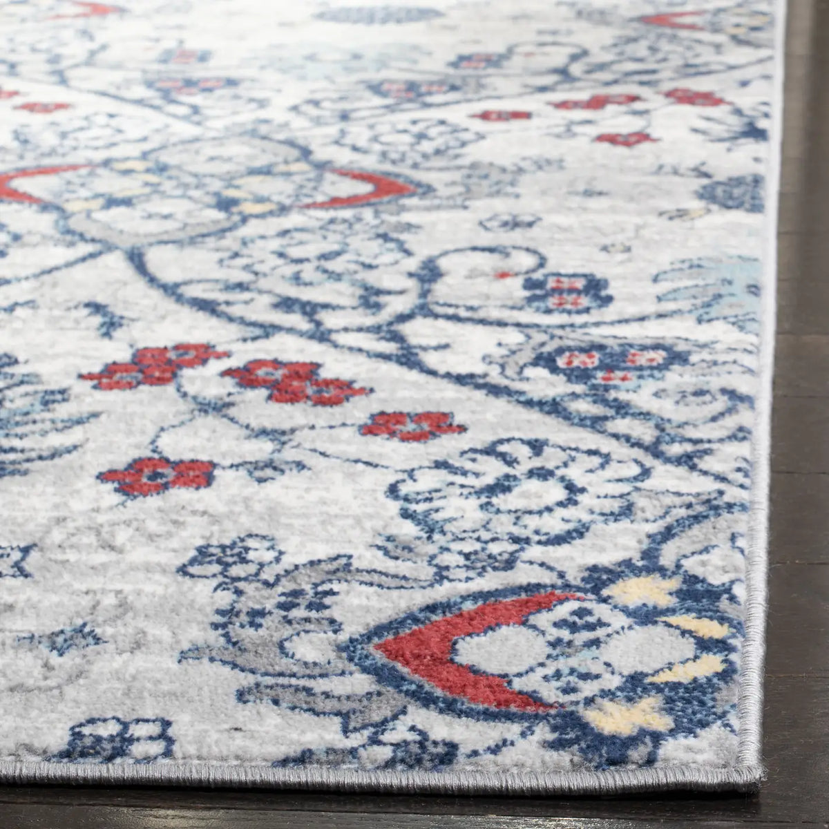 Safavieh Brentwood 5'-3" x 7'-6" Rug in Navy / Grey