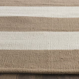 Safavieh Montauk 2'-3" x 7'-0" Rug in Sand / Ivory
