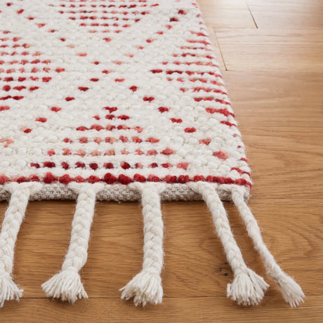 Safavieh Natura 4'-0" x 6'-0" Rug in Ivory / Red